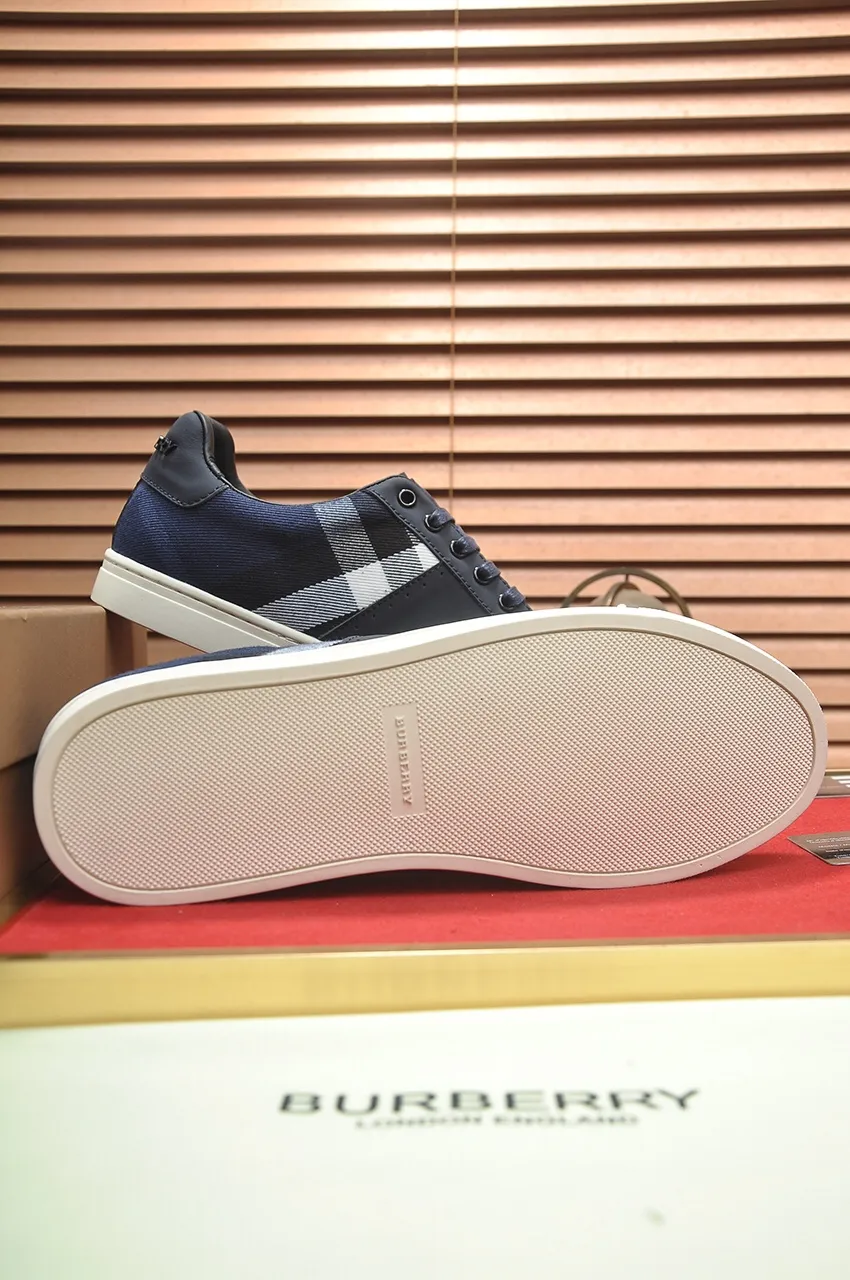 Men's shoes💰480💶[Burberry] (cowhide lining) classic low-top sneakers｜Imported cowhide with classic plaid fabric｜Cow leather lining｜Original outsole｜Fine workmanship and comfortable to wear Size: 38-44 (customized at 45)